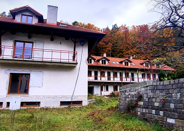 Na predaj Apartmánový dom v Trenčianskych Tepliciach,Trenčín