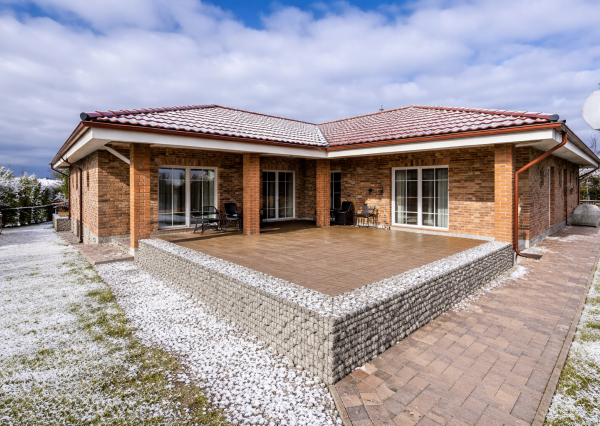 Na predaj EXKLUZÍVNA Vila v lokalite Veľký Slavkov