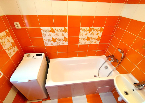 REZERVOVANÝ, predaj, 3 izbový byt s logiou,, Poprad-Západ