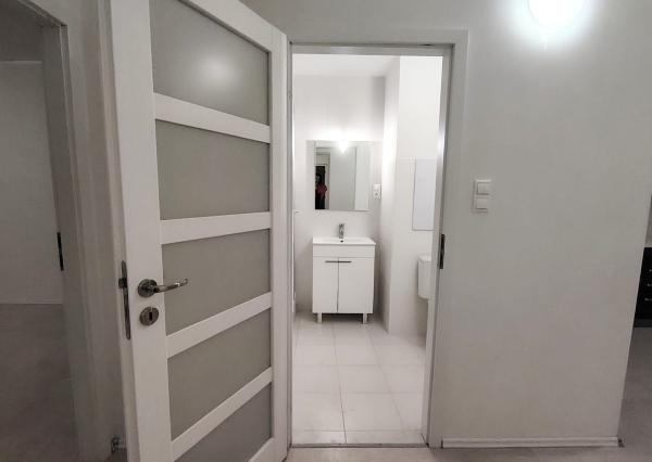 2 izbový byt s balkónom na predaj, Poprad- Juh III.