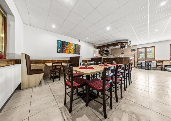 Na predaj   RD  s polyfunkciou, - okr. Zvolen