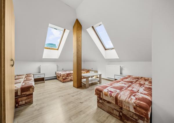 Na predaj   RD  s polyfunkciou, - okr. Zvolen