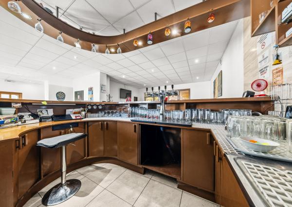 Na predaj   RD  s polyfunkciou, - okr. Zvolen