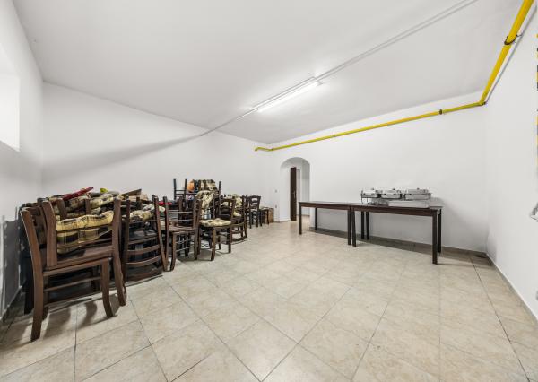 Na predaj   RD  s polyfunkciou, - okr. Zvolen