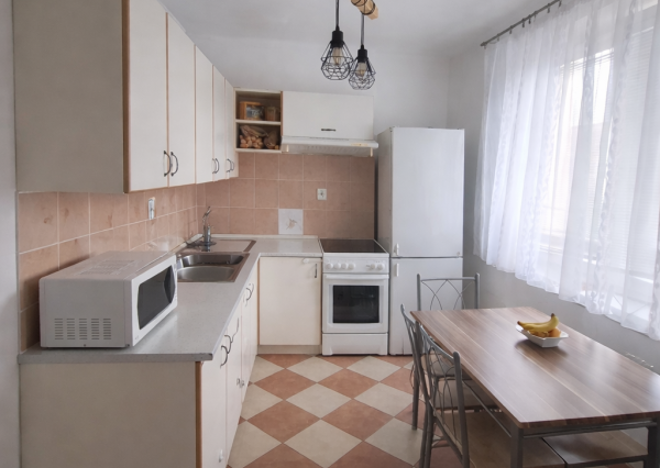 Moderný 2-izbový byt na prenájom  Zvolen