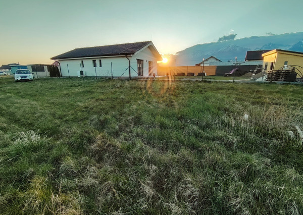 REZERVOVANÝ, na predaj, pozemok, Mlynica, 624 m2