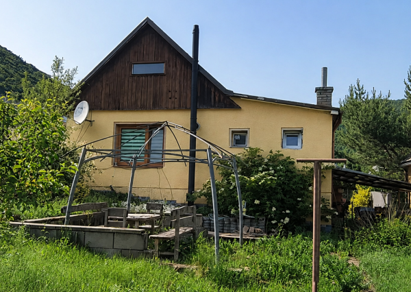Na predaj rodinný dom, obec Zliechov, okr. Ilava