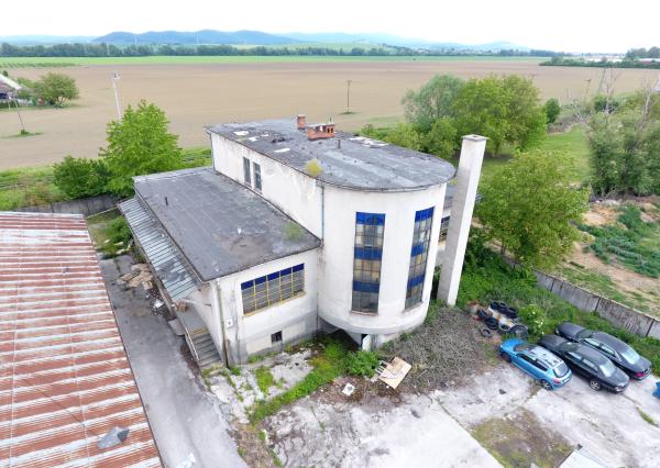 Na predaj priemyselný areál, Chynorany, okr. Partizánske