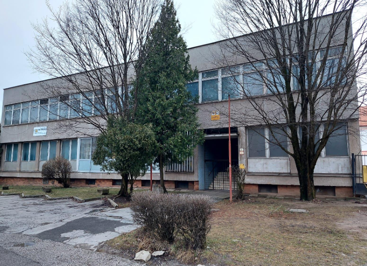 Na predaj samostatná budova - Jelšava