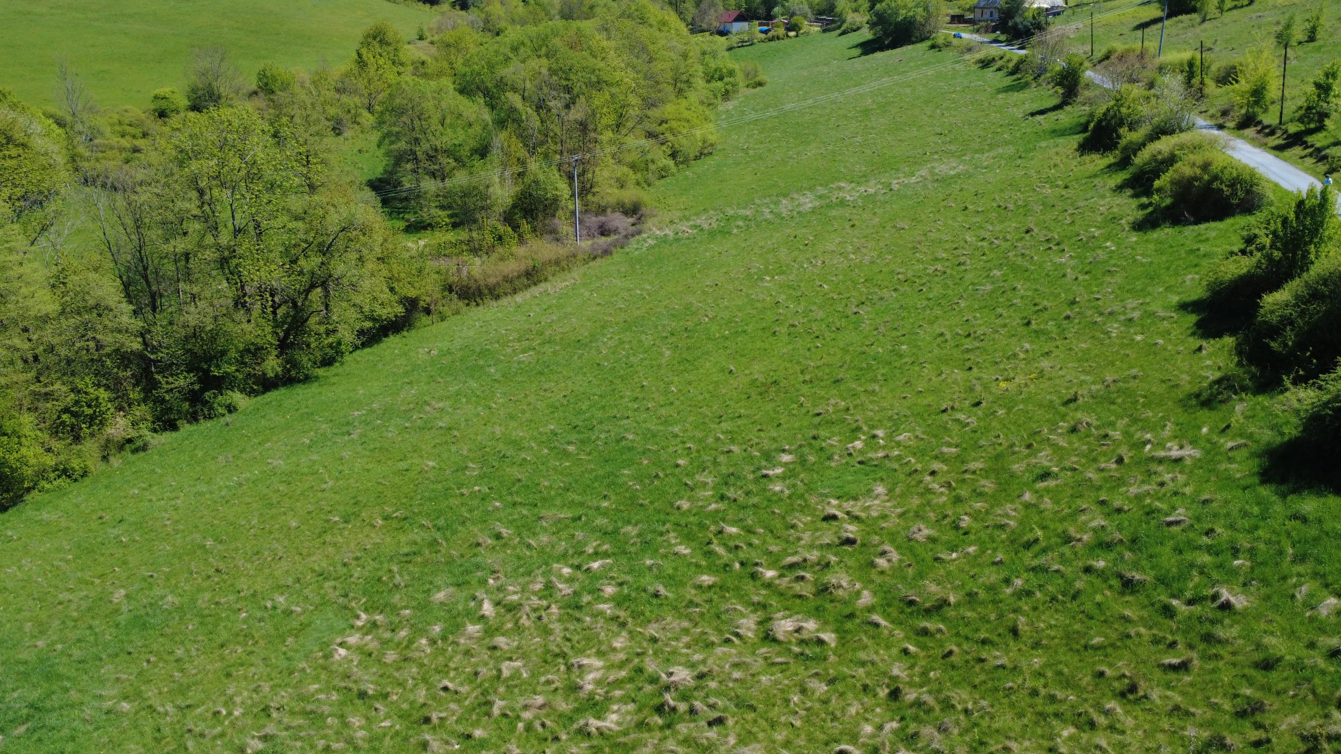 Na predaj:  pozemok v obci Stožok – časť Vyletelovci