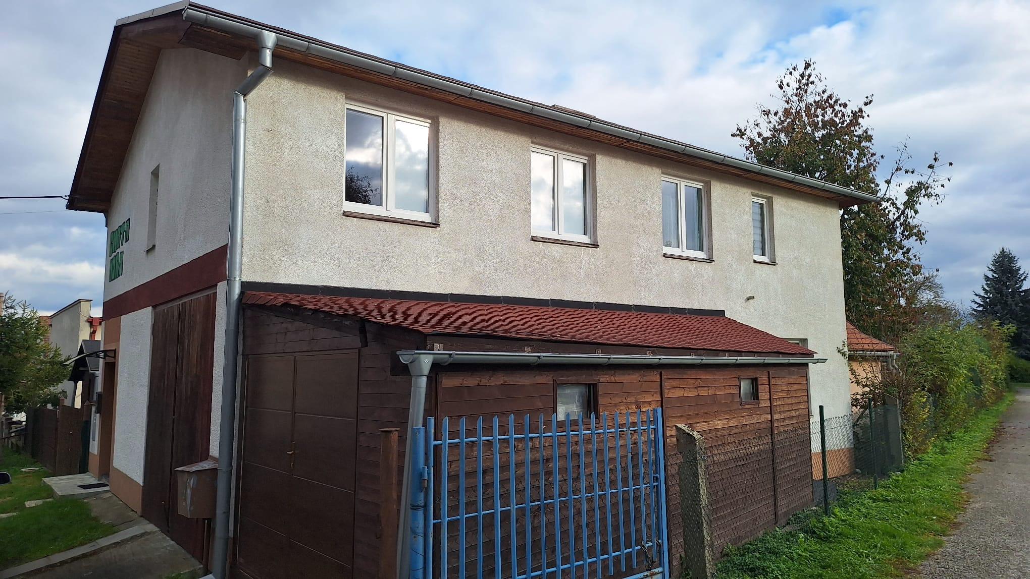 Na predaj 2-generačný rodinný dom v obci Bystrička-Martin