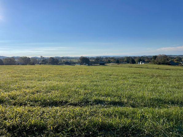 Na predaj invesičný pozemok v obci Čelovce