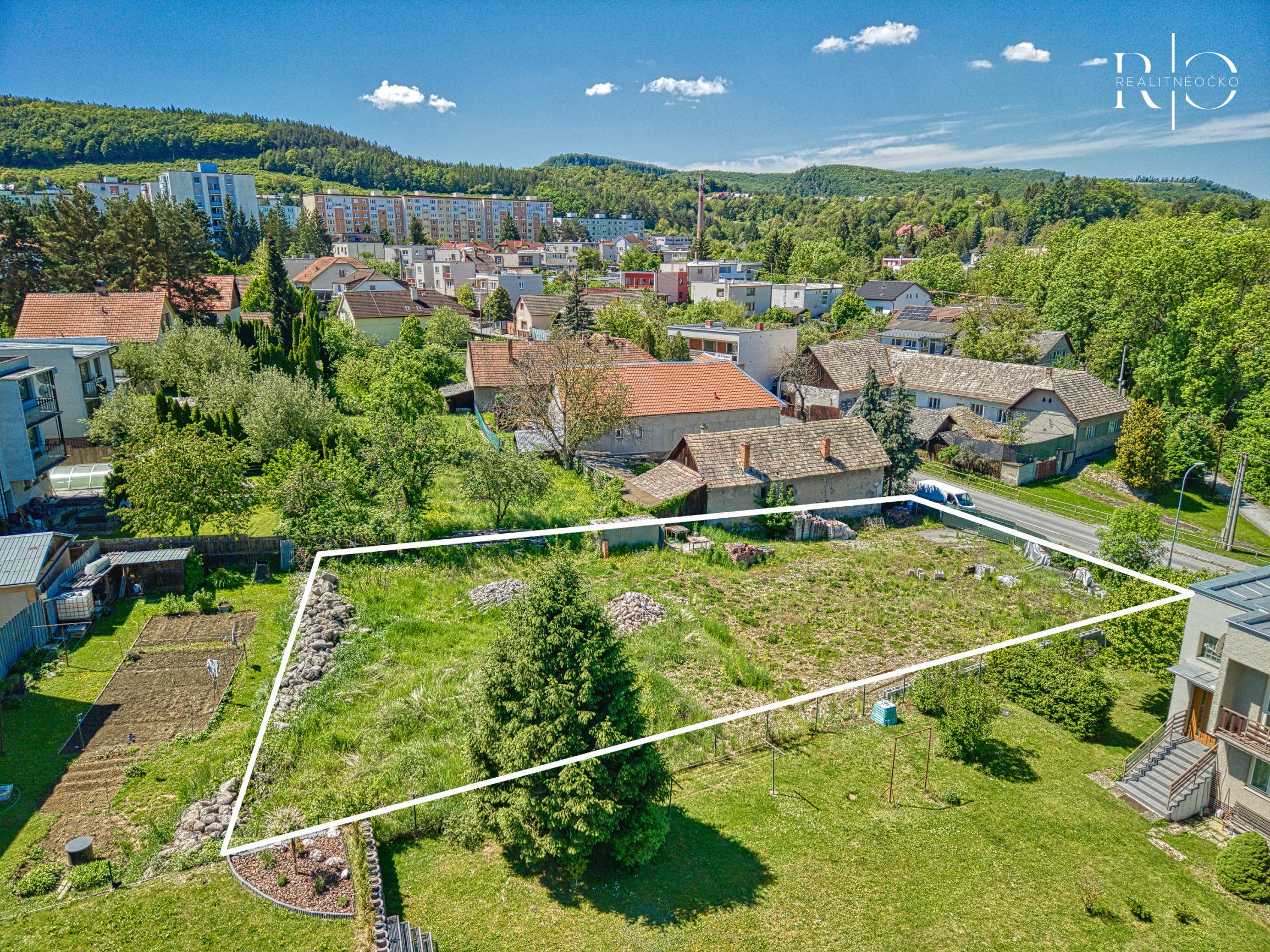 Na predaj stavebný pozemok - Zvolen